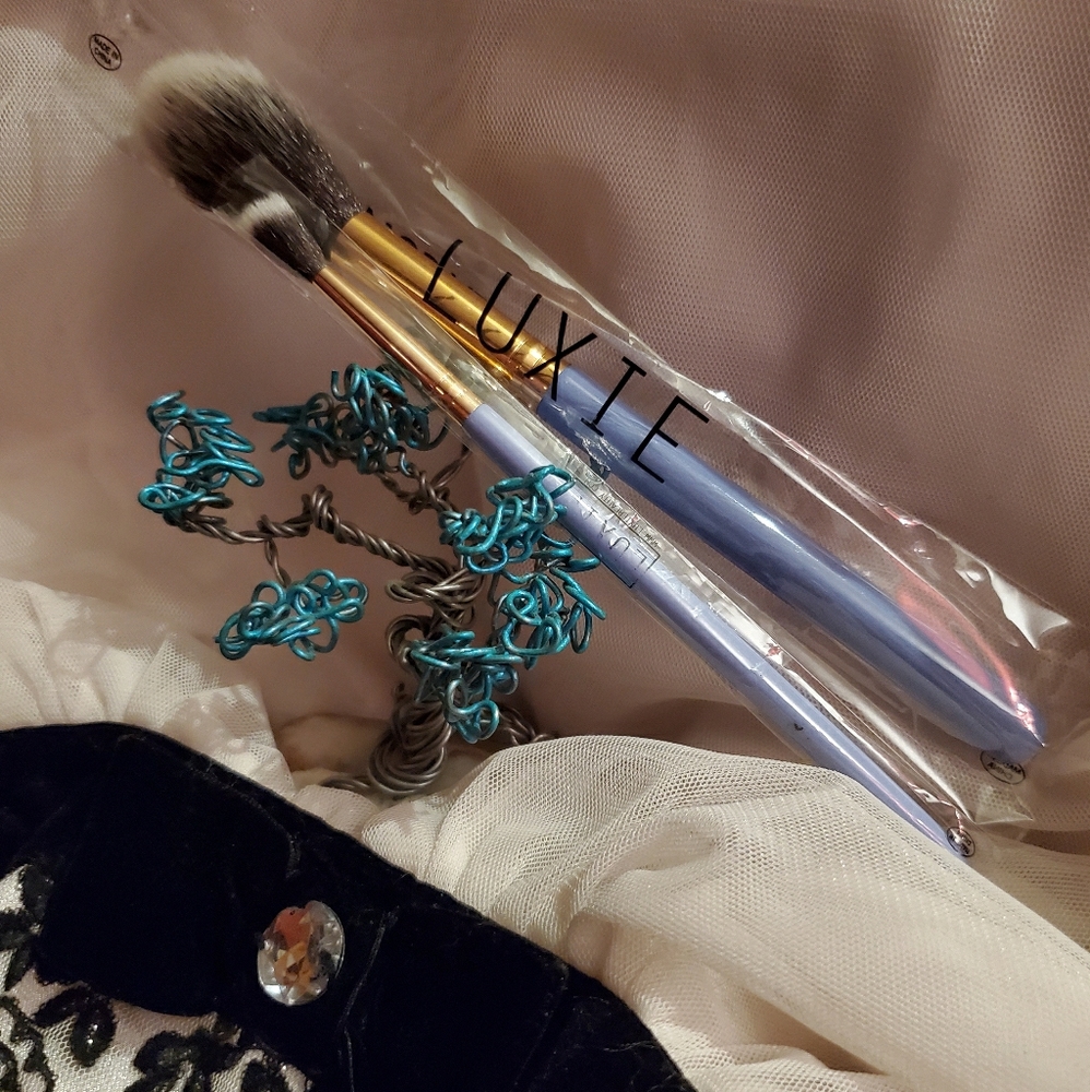 New Luxie Makeup Brush Duo